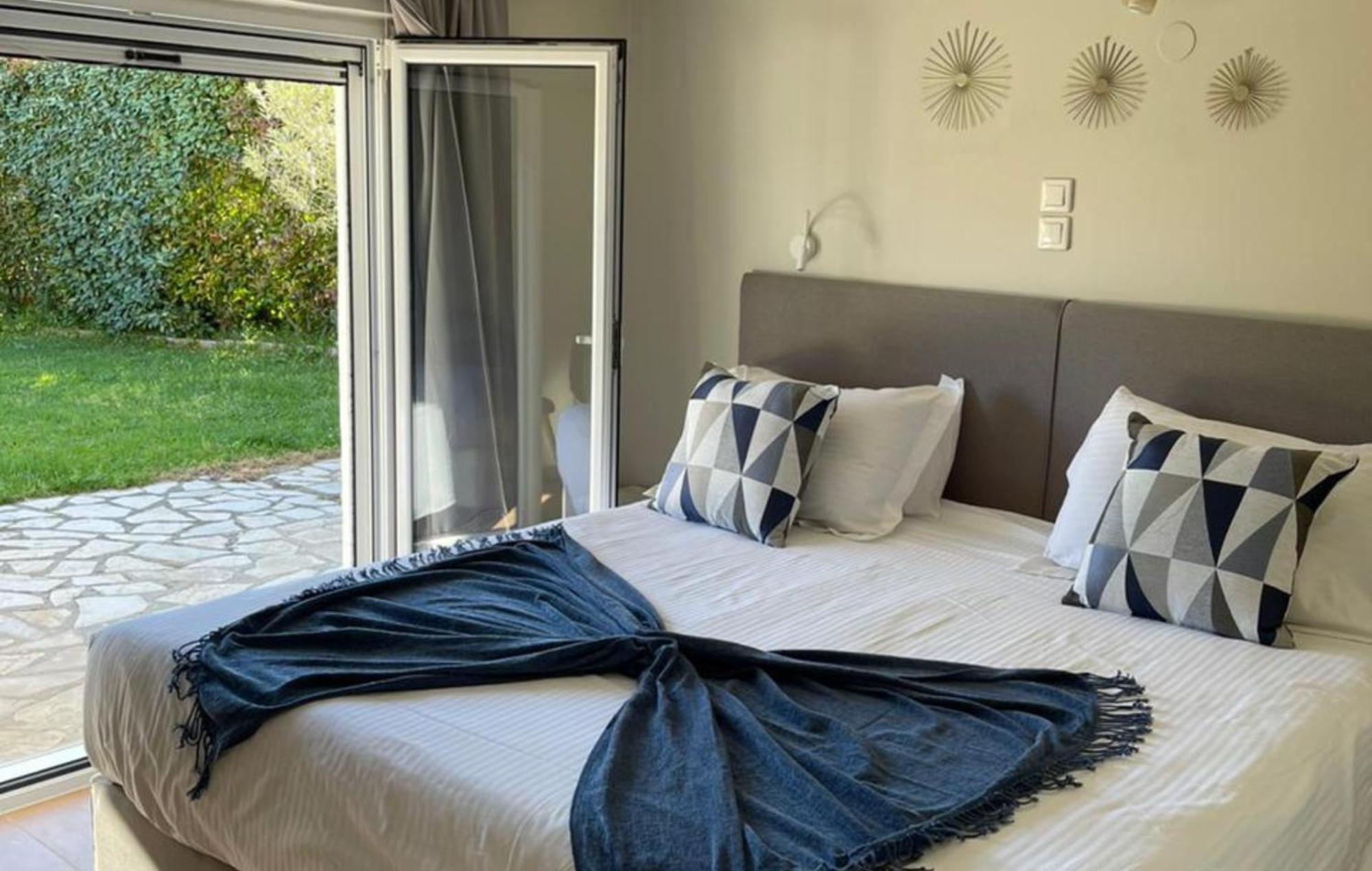 Georgia'S Apartments, Ipsos Corfu Ngoại thất bức ảnh