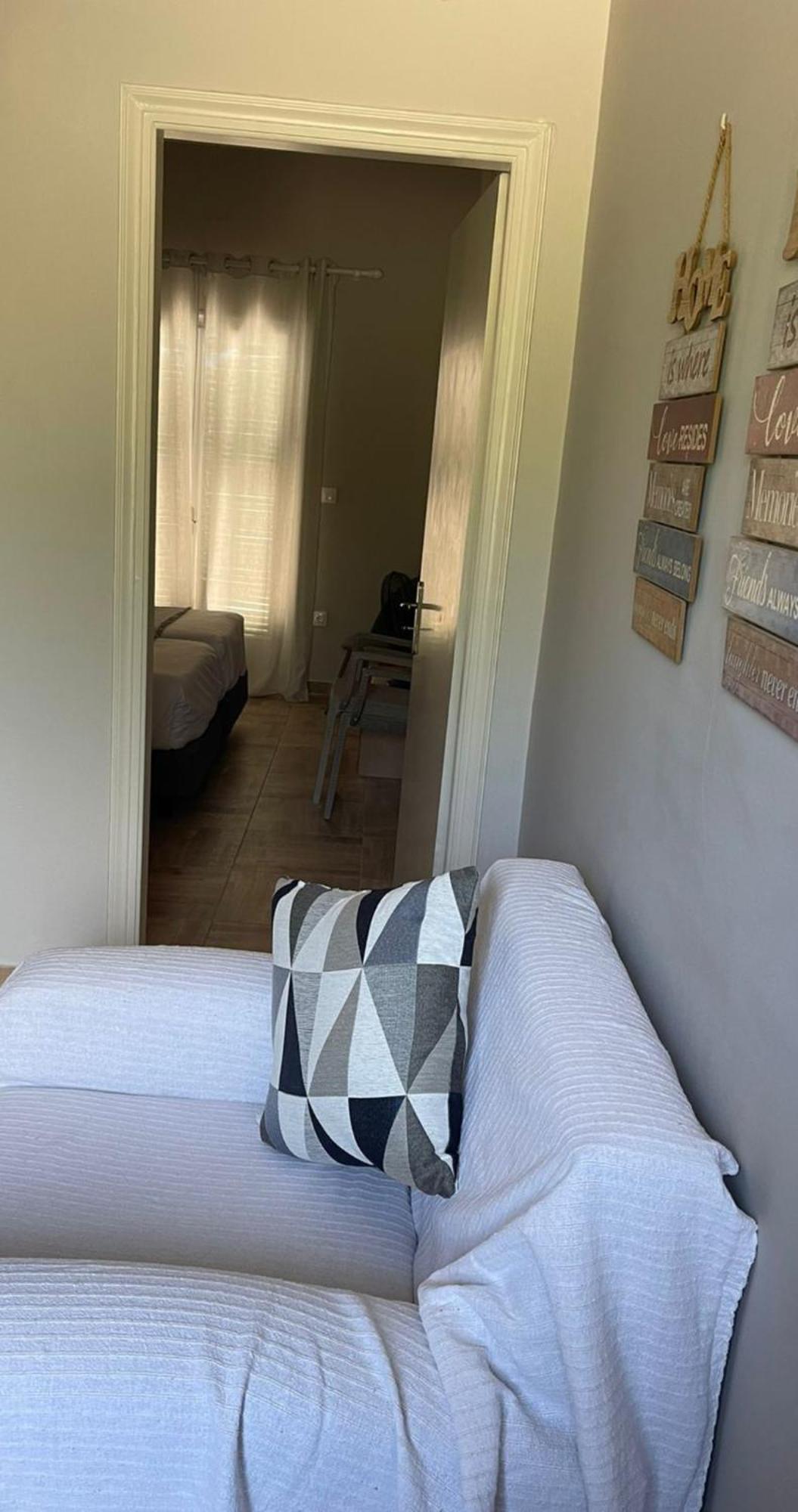 Georgia'S Apartments, Ipsos Corfu Ngoại thất bức ảnh